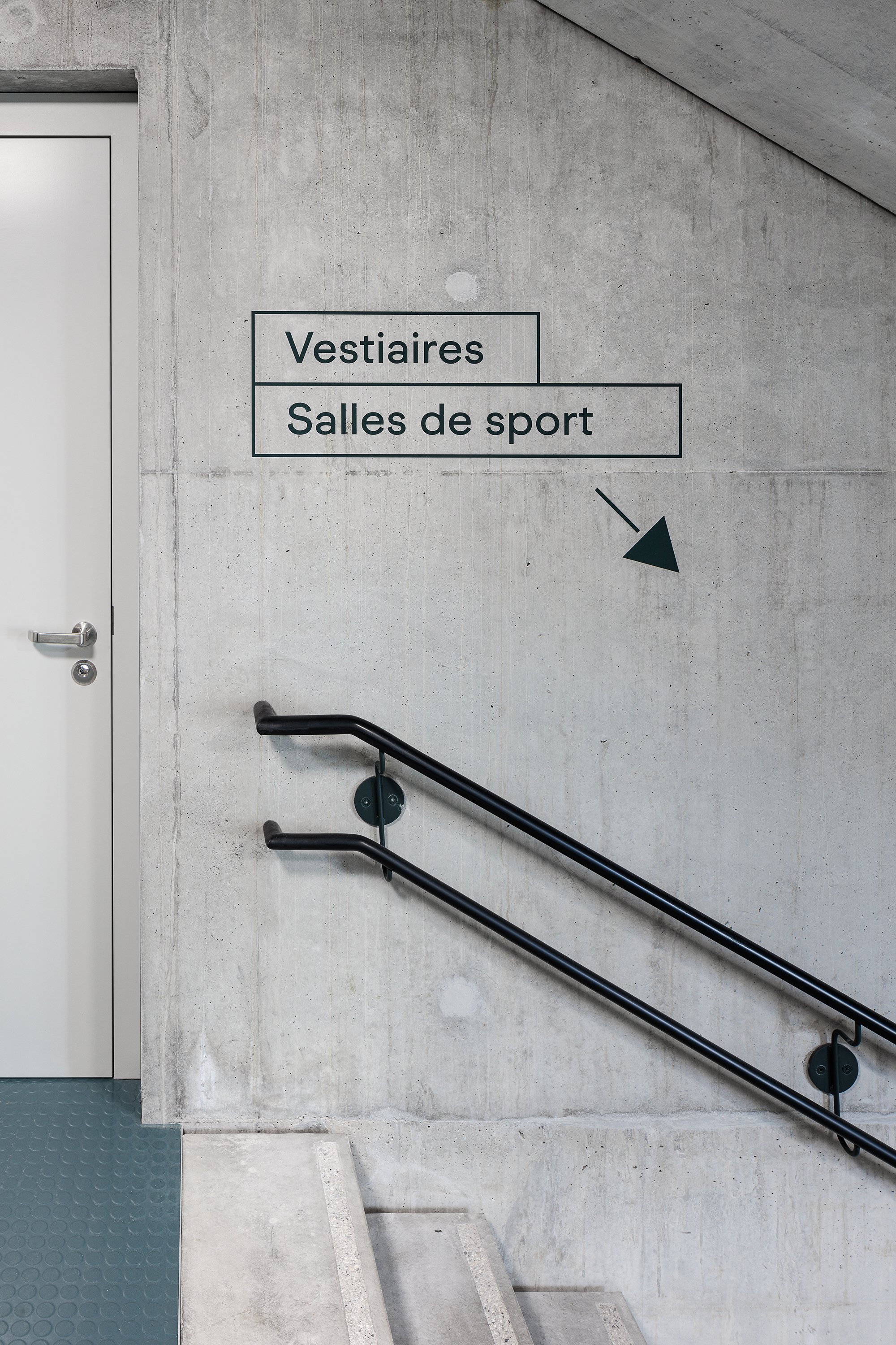 kong signaletik wayfinding college courbet la tour-de-peilz 2022